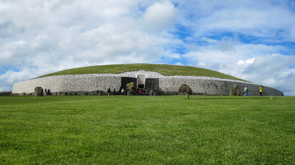 Newgrange: A Passageway to Ancient Ireland